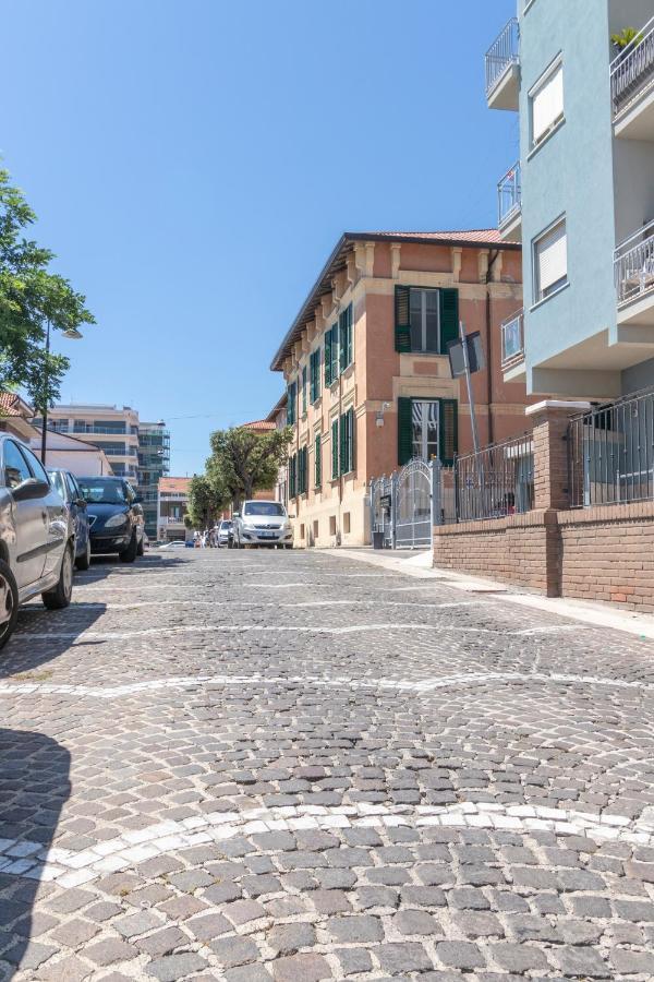 Vanda Rooms Termoli Eksteriør billede